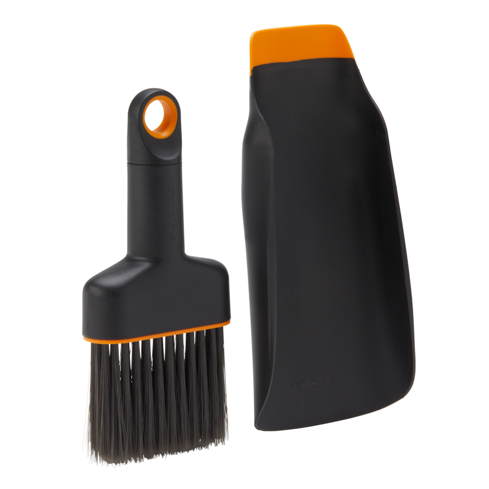 PLANTERINGSSPADE + BORSTE SOLID